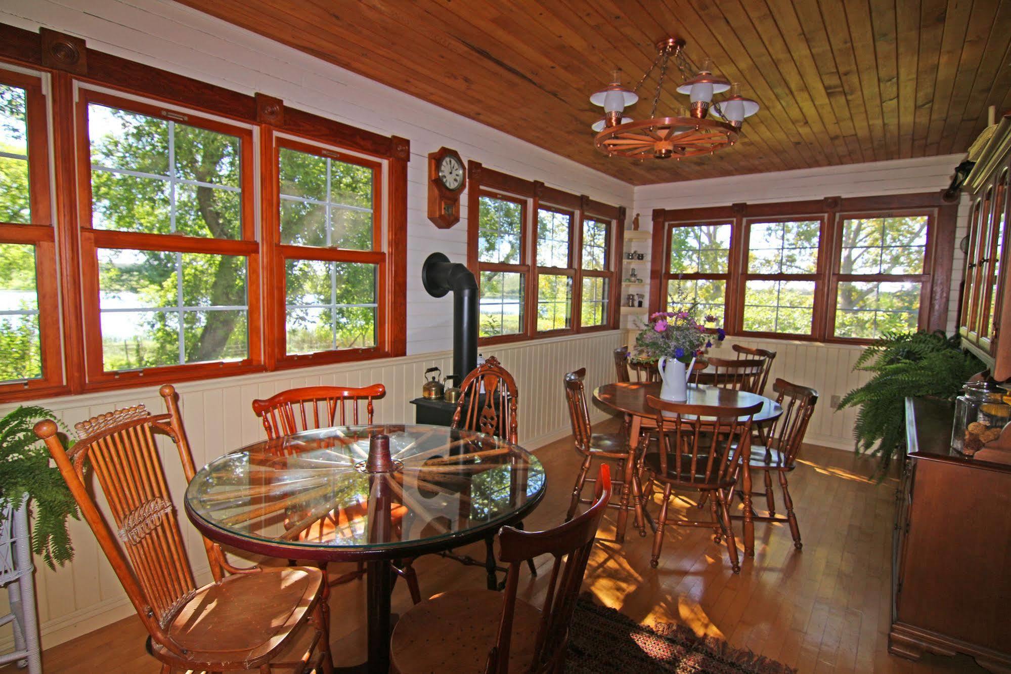 Fairmount Bed & Breakfast Basswood Exteriör bild